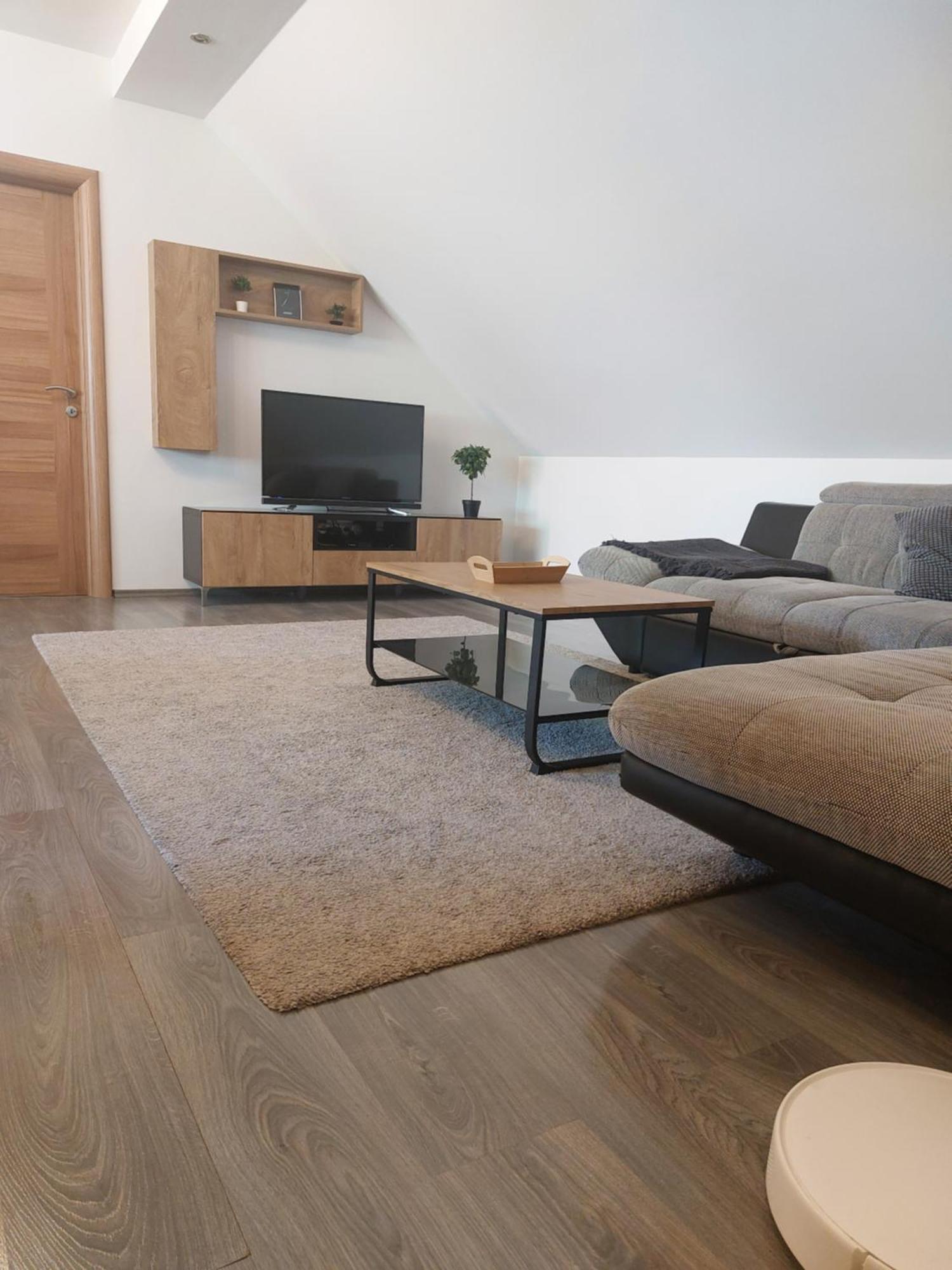 Apartment Cedar Zagreb Airport - Velika Gorica Scitarjevo Luaran gambar